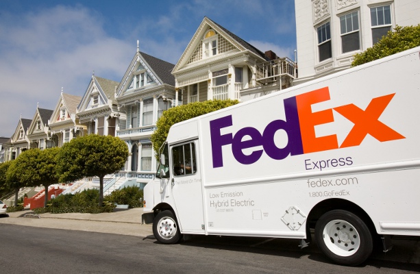 Postal Service Fedex Truck